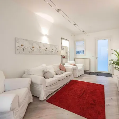 Giulia House, By Short Holidays Bologne