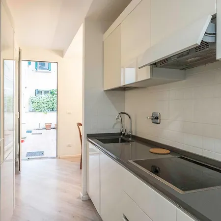 Giulia House, By Short Holidays Appartement *