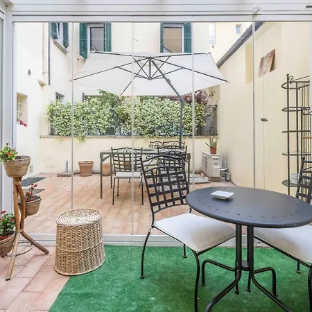 Giulia House, By Short Holidays Appartement *